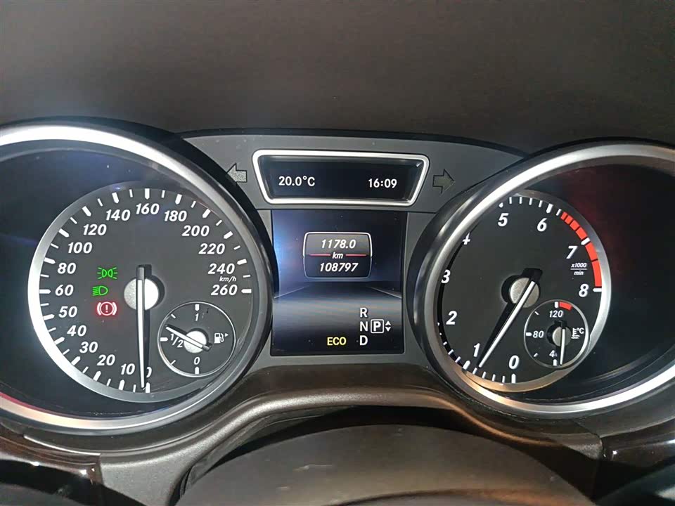 Mercedes-Benz M class