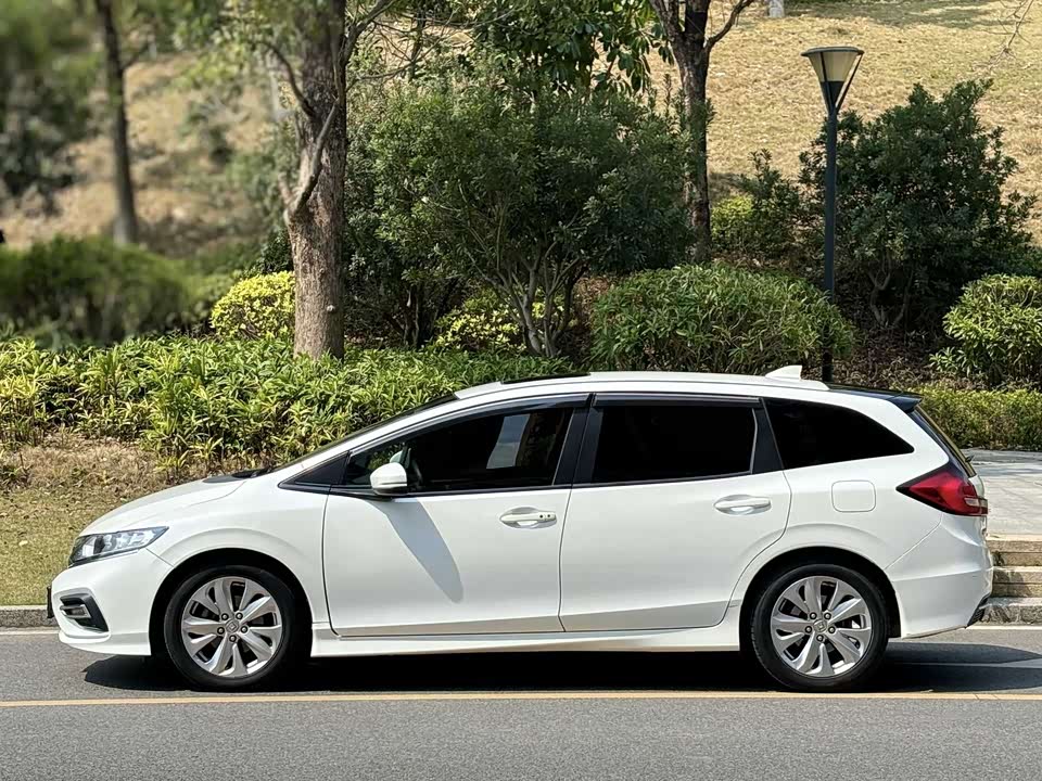 Honda Jade