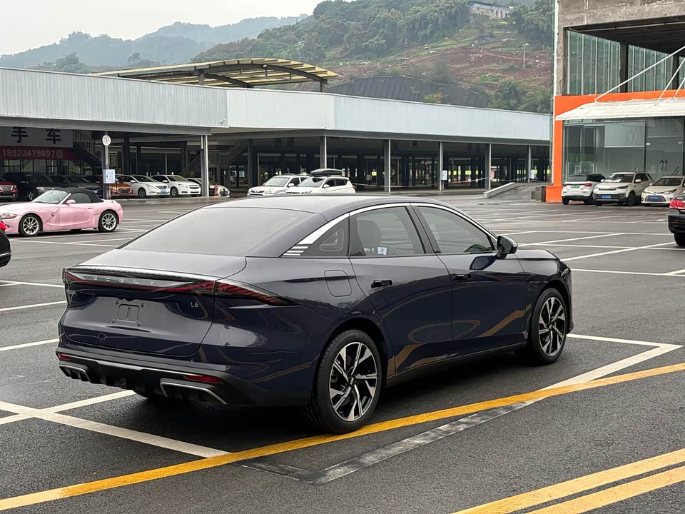 Geely Galaxy Galaxy L6