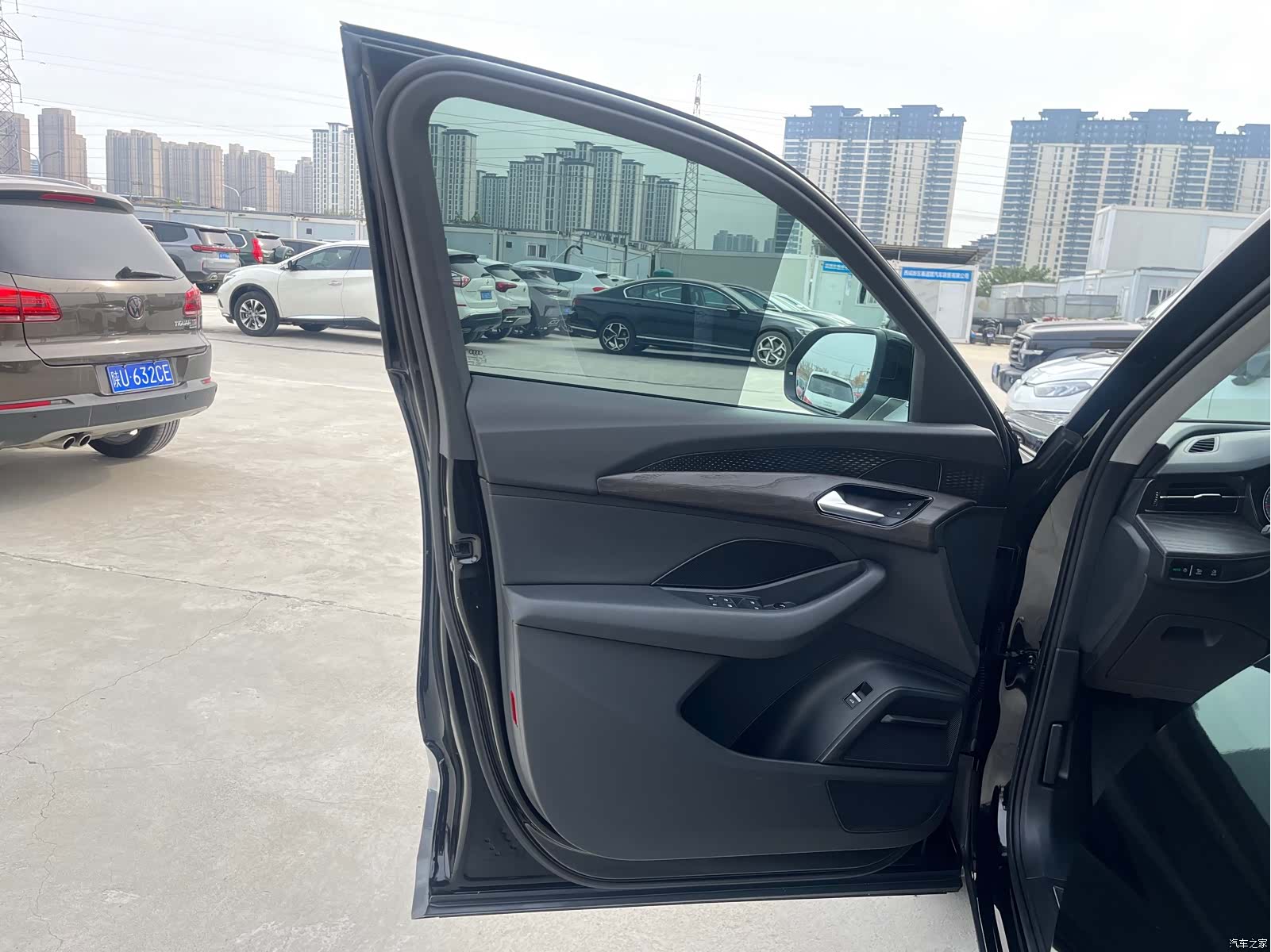 Audi Q6, 2023 14