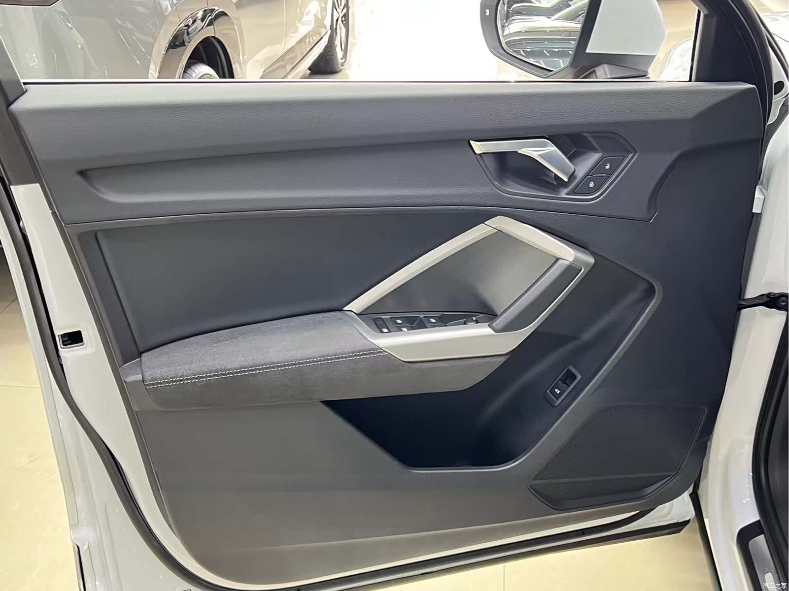 Audi Q3, 2023 17