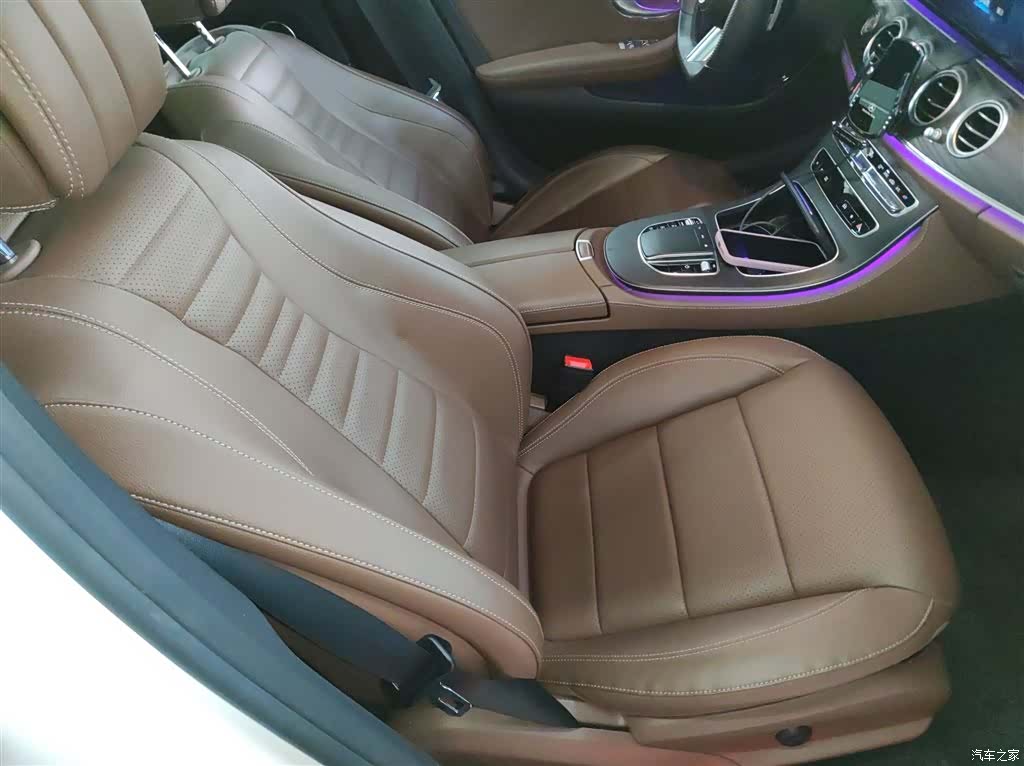 Mercedes-Benz E-Class, 2023 20