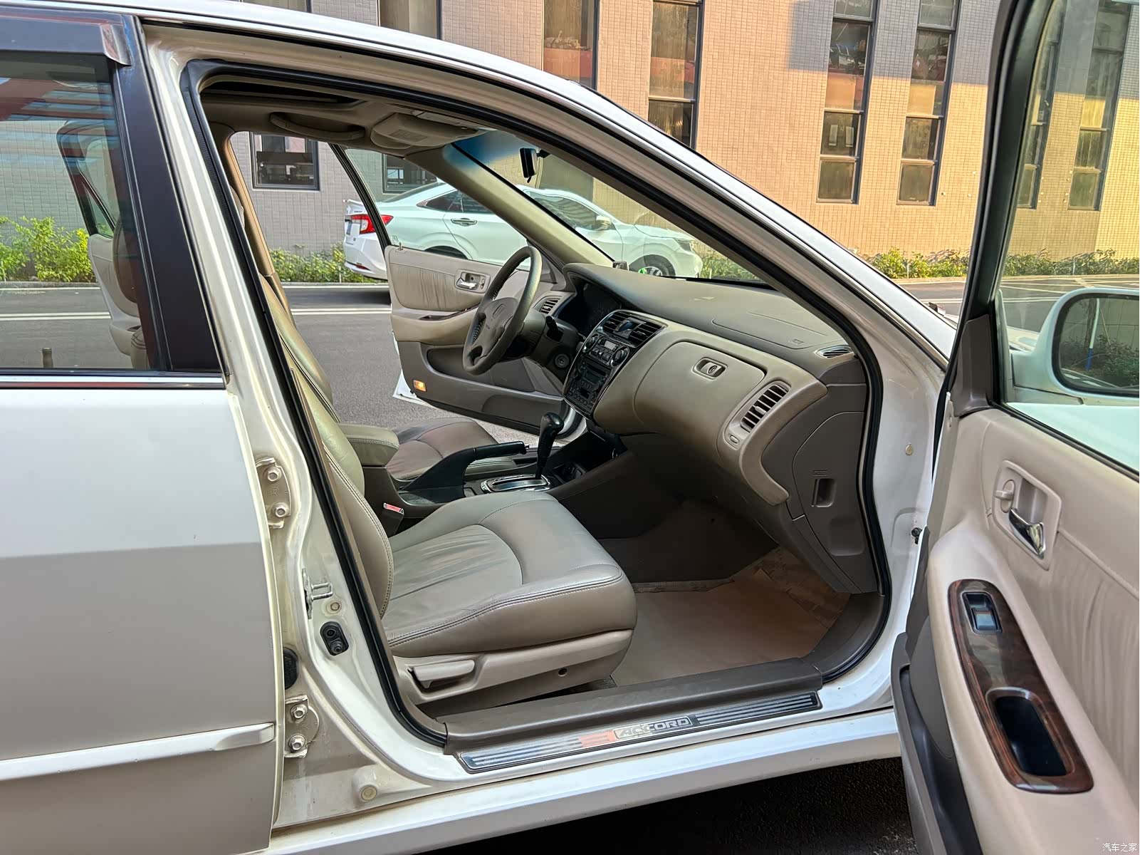 Honda Accord, 2001 7