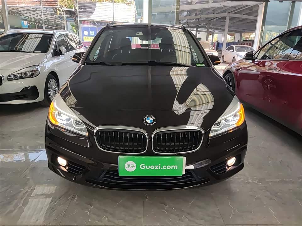 BMW 2 series multifunctional station wagon