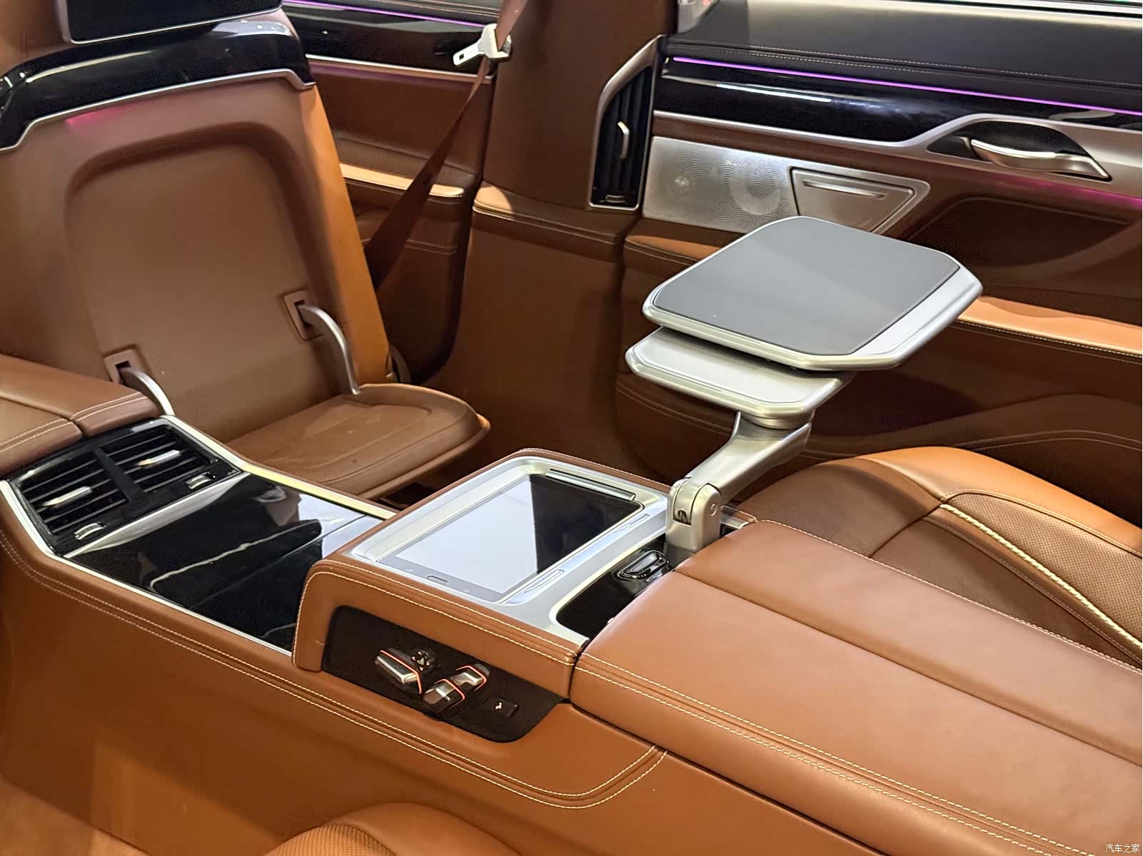 BMW 7 Series, 2018 11