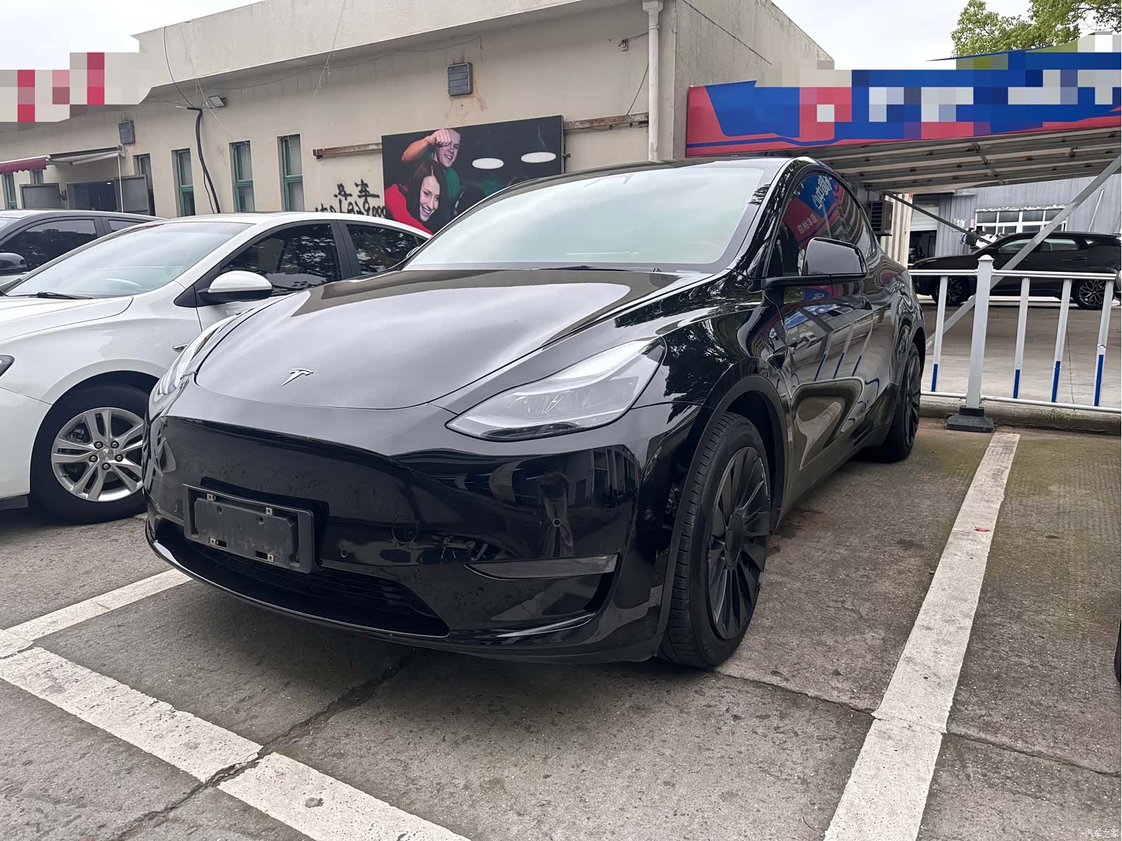 Tesla Model Y, 2022 1