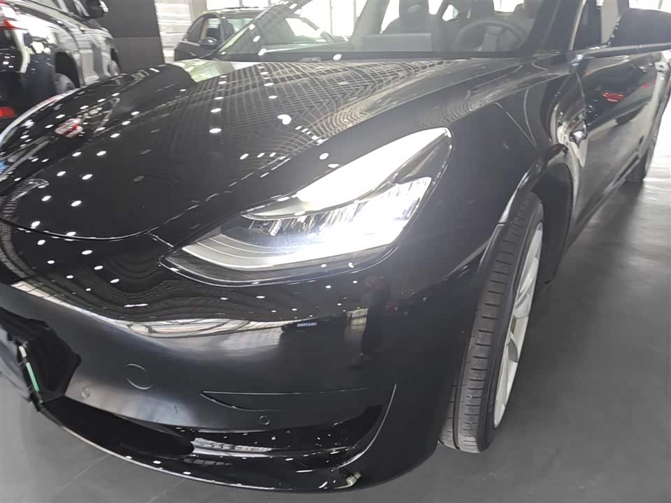 Tesla Model 3 Tesla Model 3