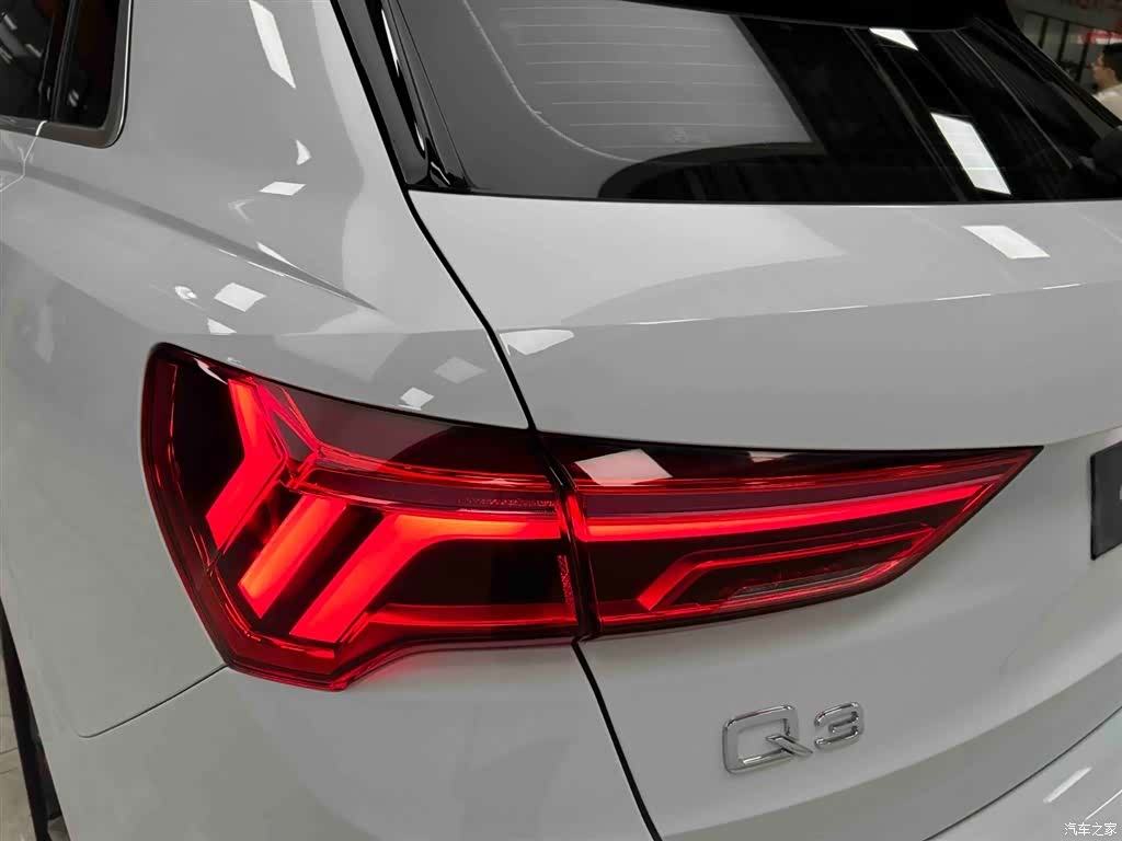 Audi Q3, 2022 19