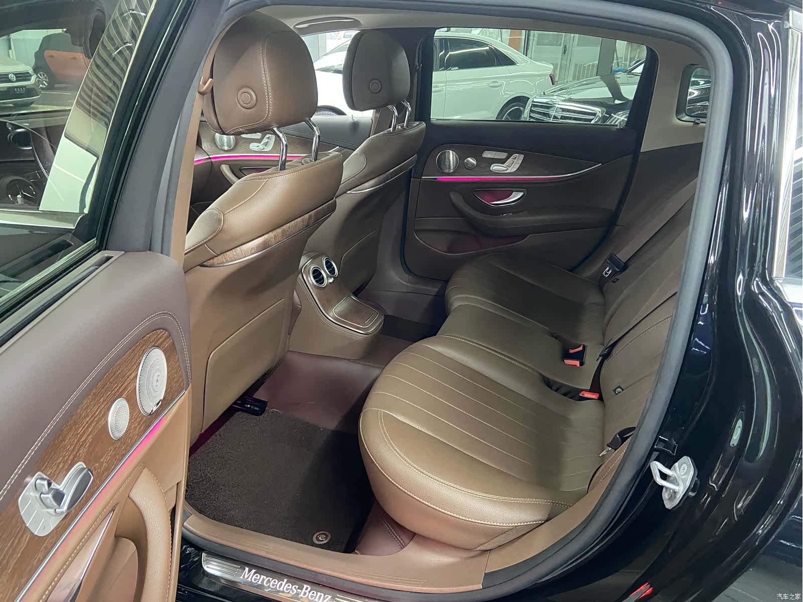 Mercedes-Benz E-Class, 2023 8