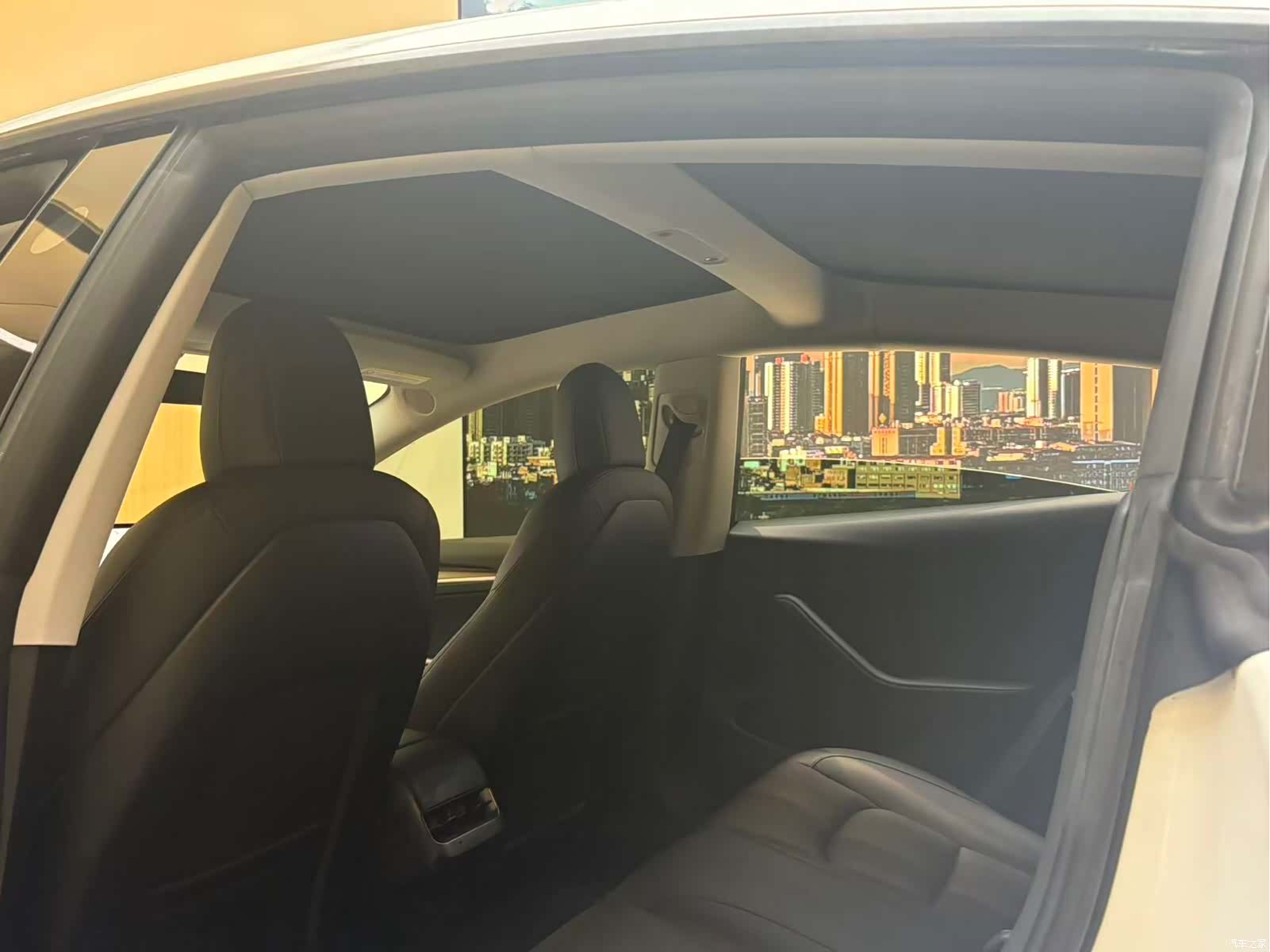Tesla Model 3, 2021 16