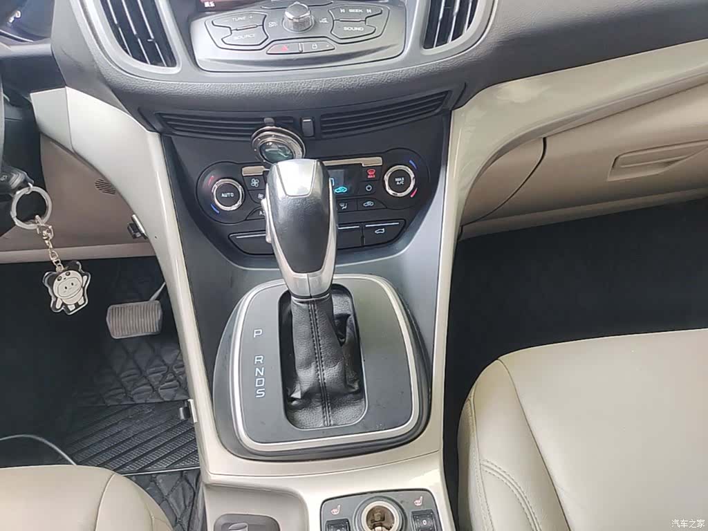 Ford Kuga, 2014 14