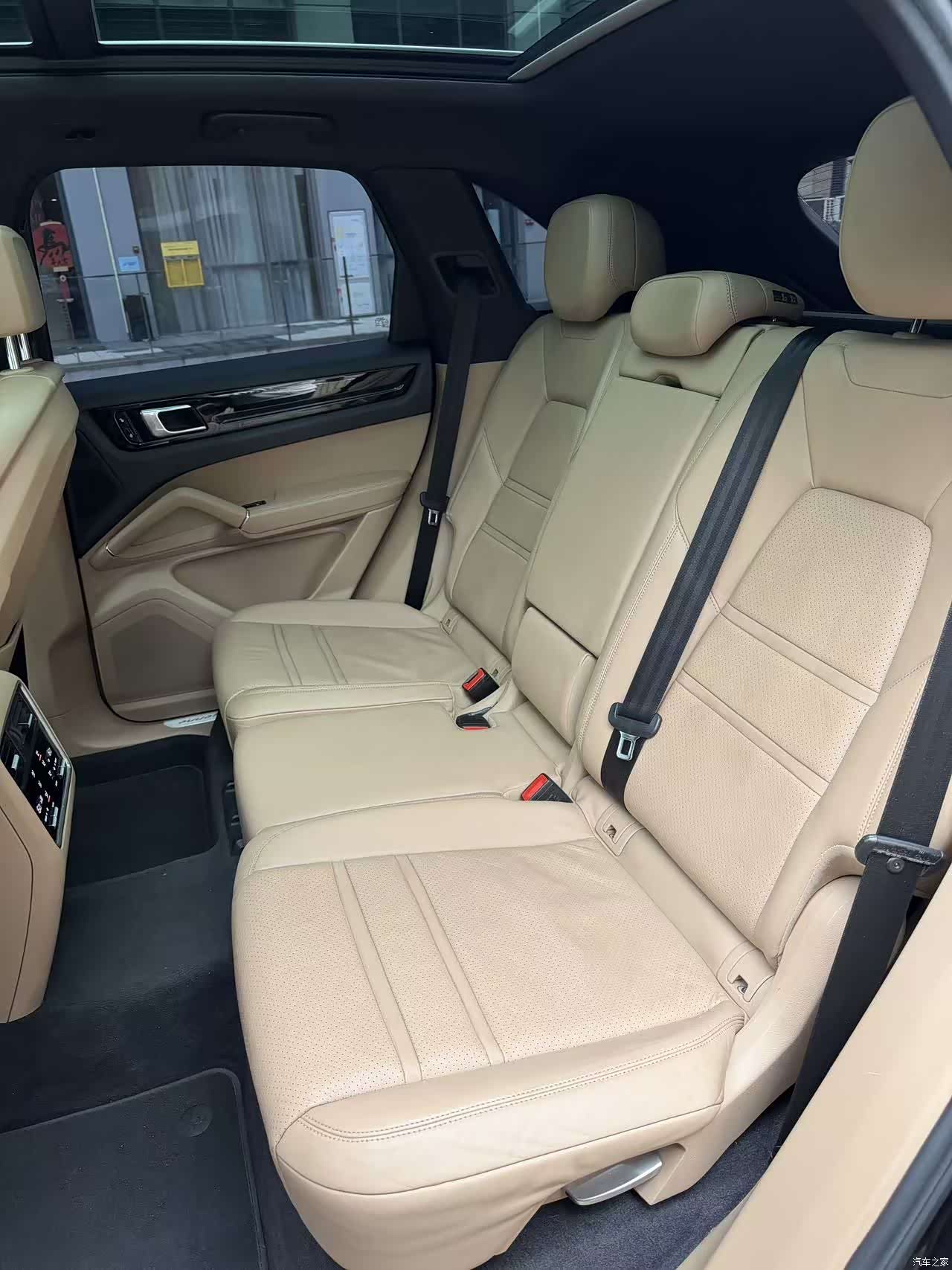 Porsche Cayenne, 2019 все фото