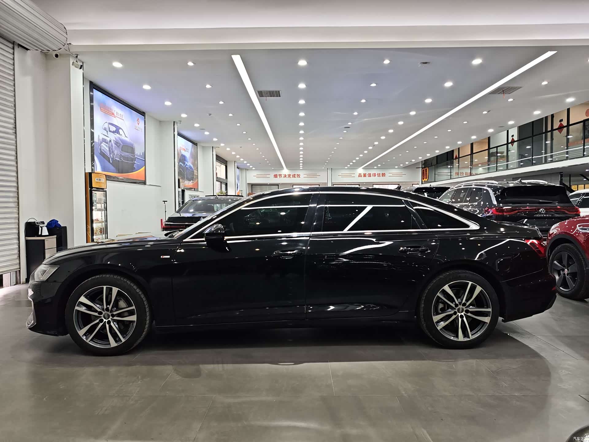 Audi A6L, 2020 4