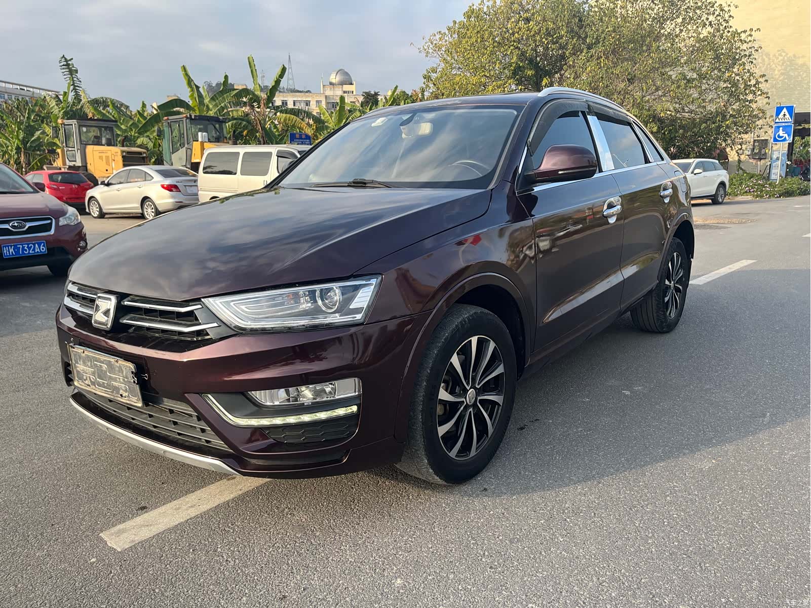 Zotye SR7, 2016 1