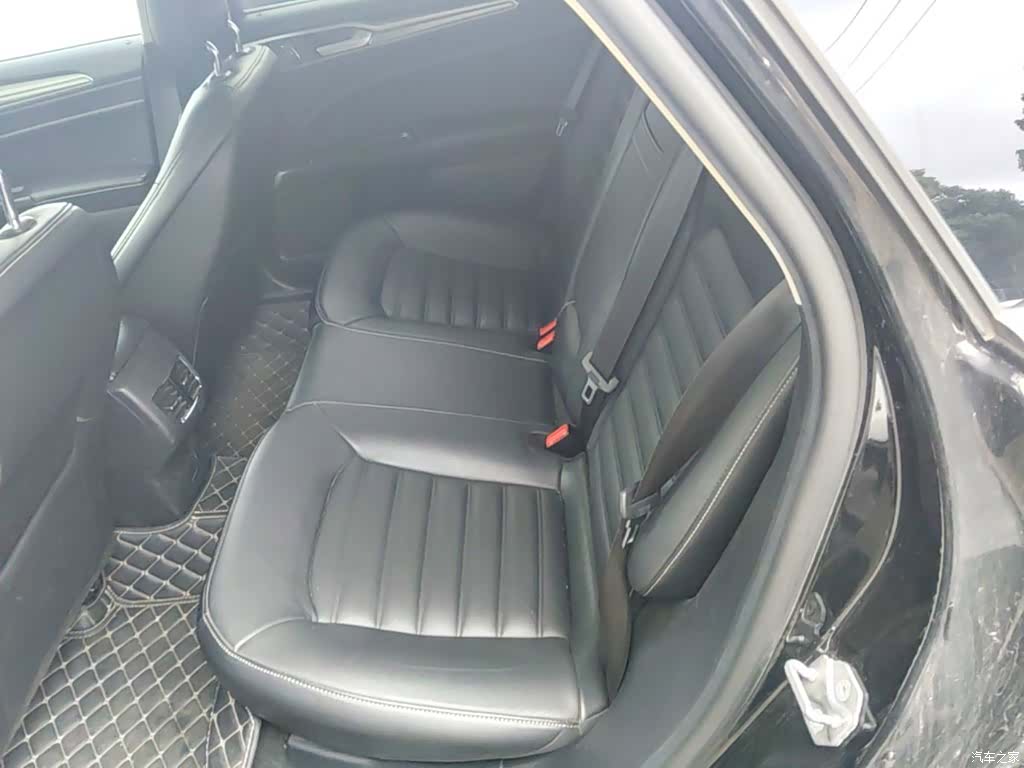 Ford Mondeo, 2017 17