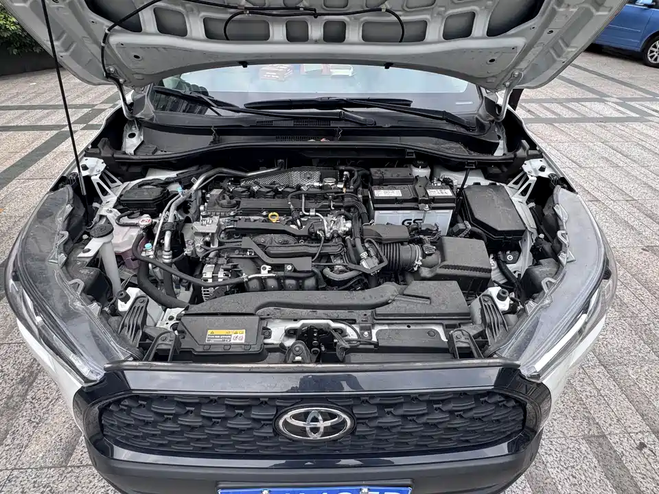 Toyota Corolla Sharp amplifier