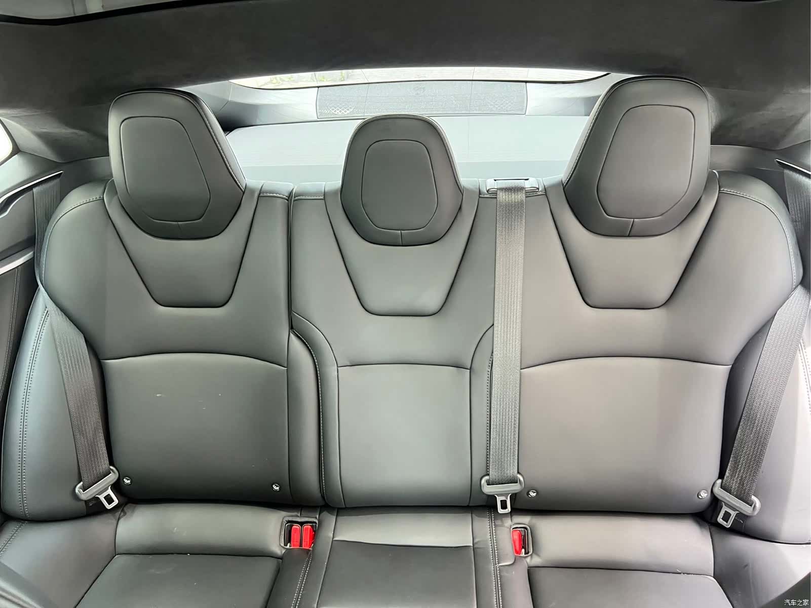 Tesla Model S, 2018 15