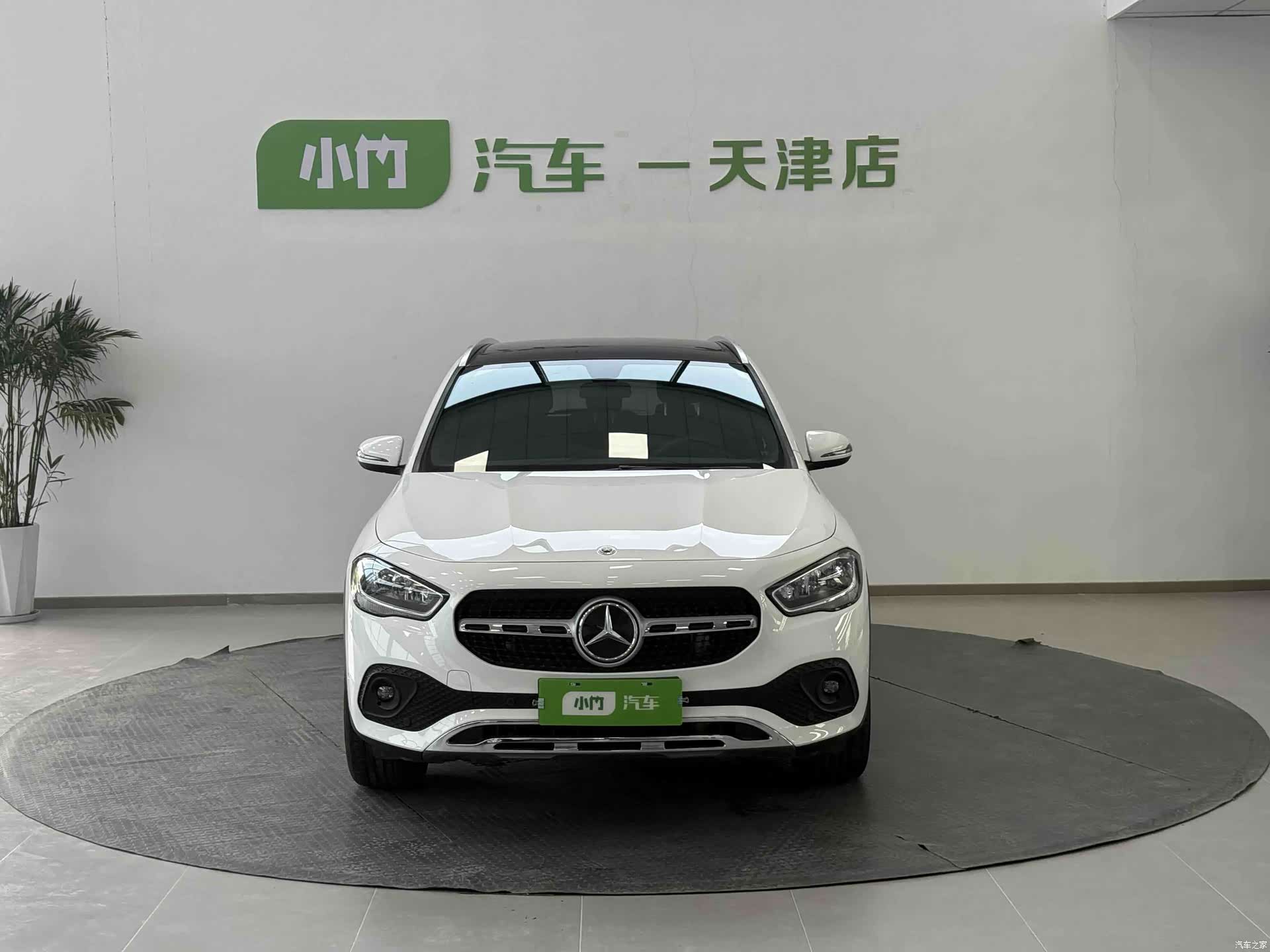 Mercedes-Benz GLA, 2022 все фото