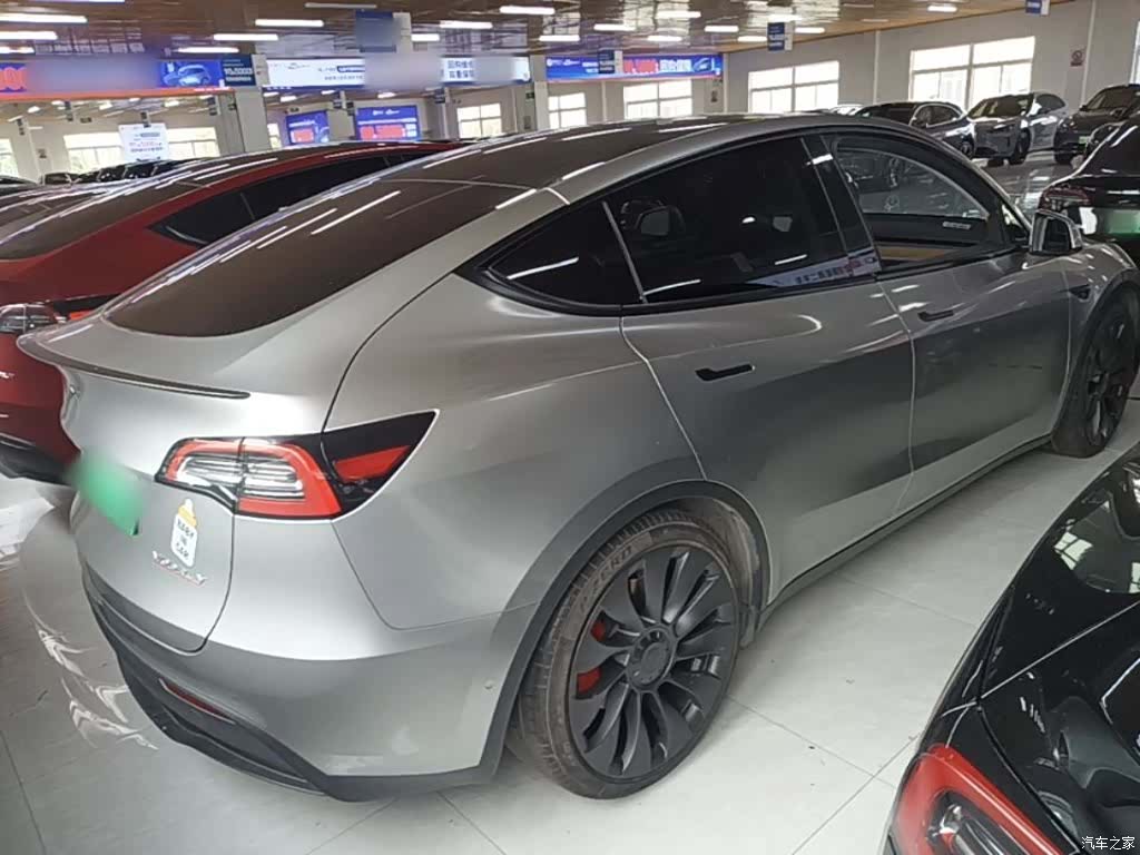 Tesla Model Y, 2022 7