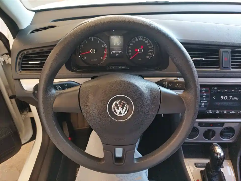Volkswagen Lavida