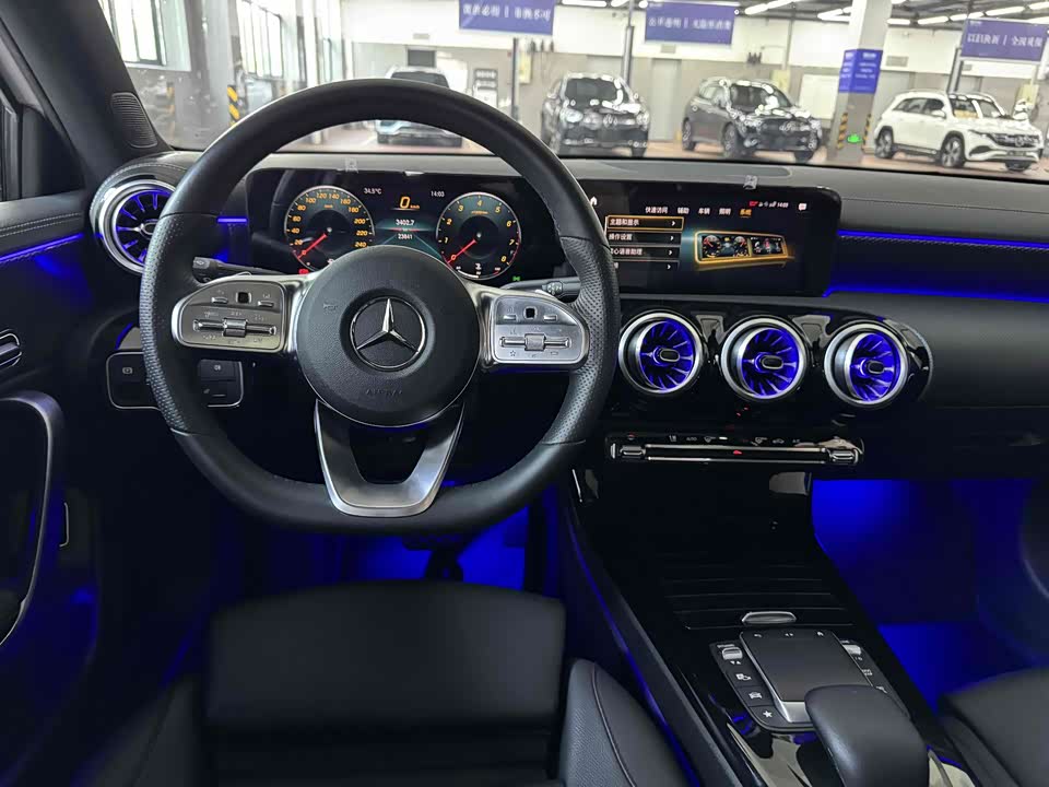 Mercedes-Benz Class A Mercedes-Benz Class A