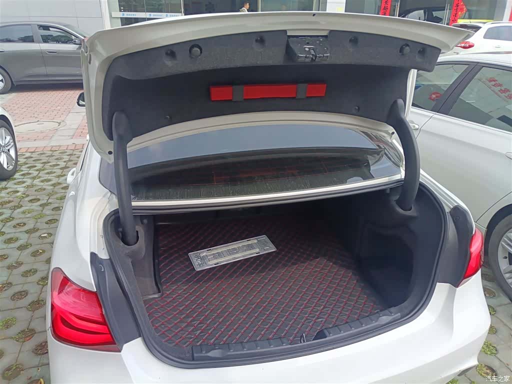 BMW 3 Series, 2018 15