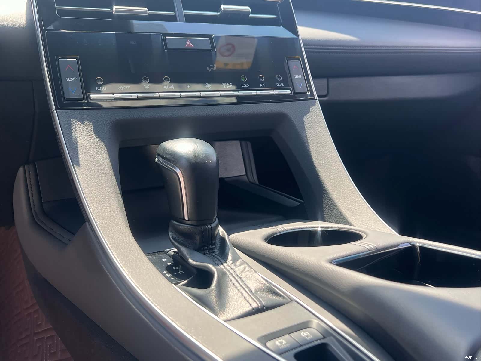 Toyota Avalon, 2020 9