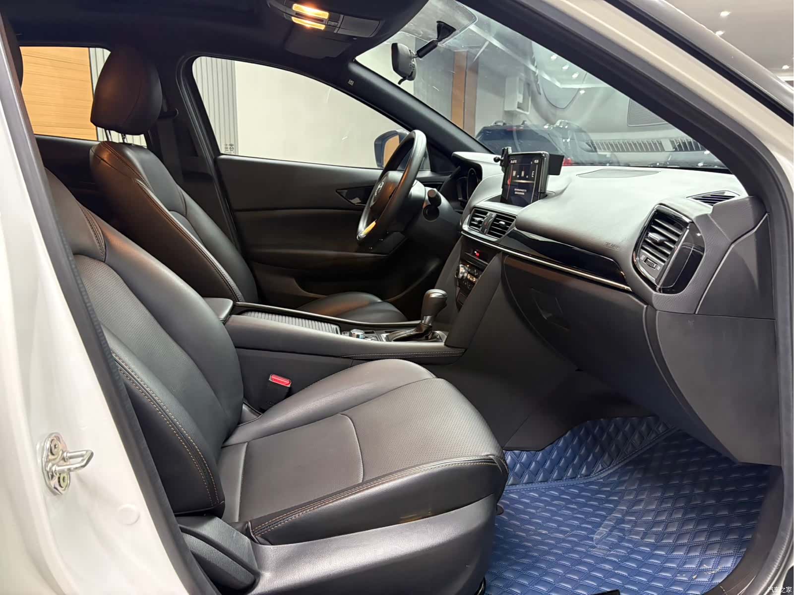 Mazda CX-4, 2021 19