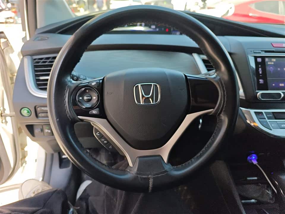 Honda Jade