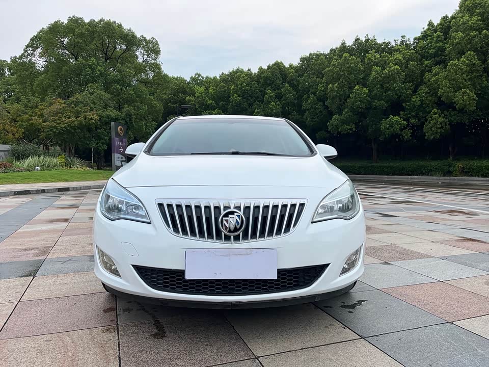Buick Yinglang