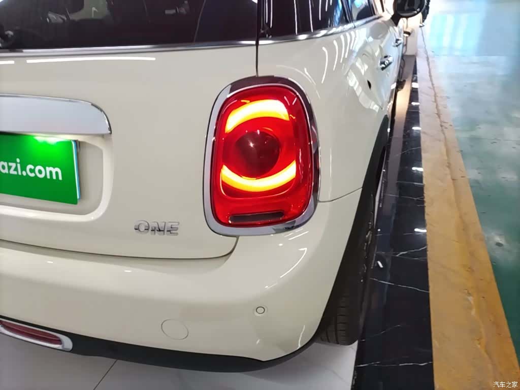 Mini ONE, 2020 8