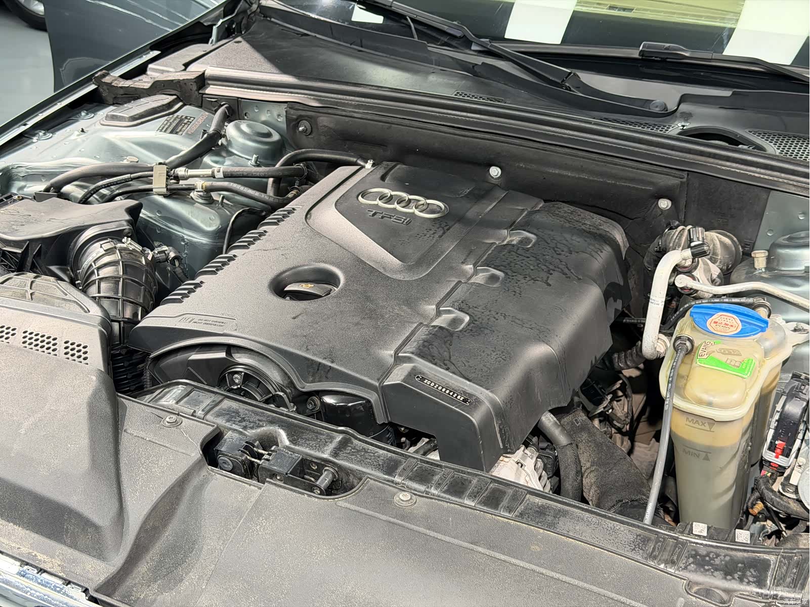 Audi A4L, 2010 18