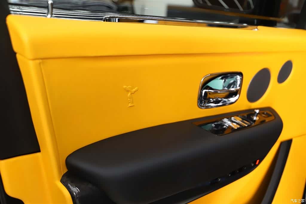 Rolls-Royce Cullinan, 2022 21
