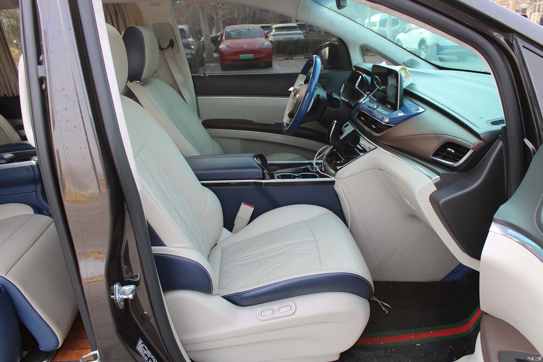 Buick GL8, 2020 14