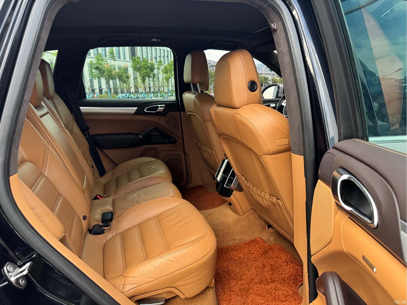 Porsche Cayenne, 2013 11