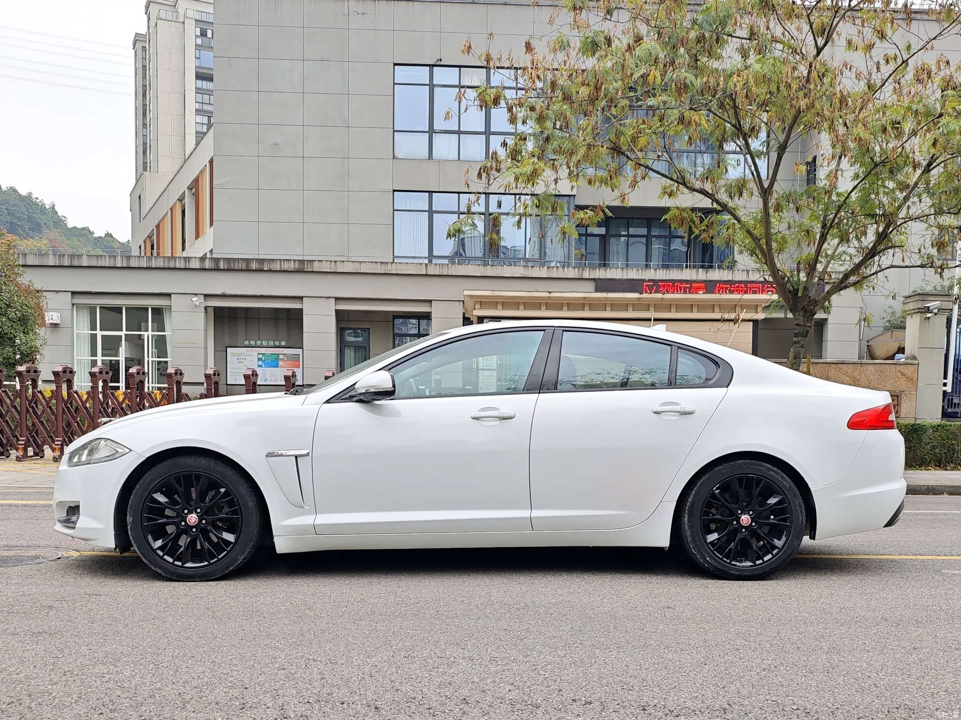 Jaguar XF, 2014 2