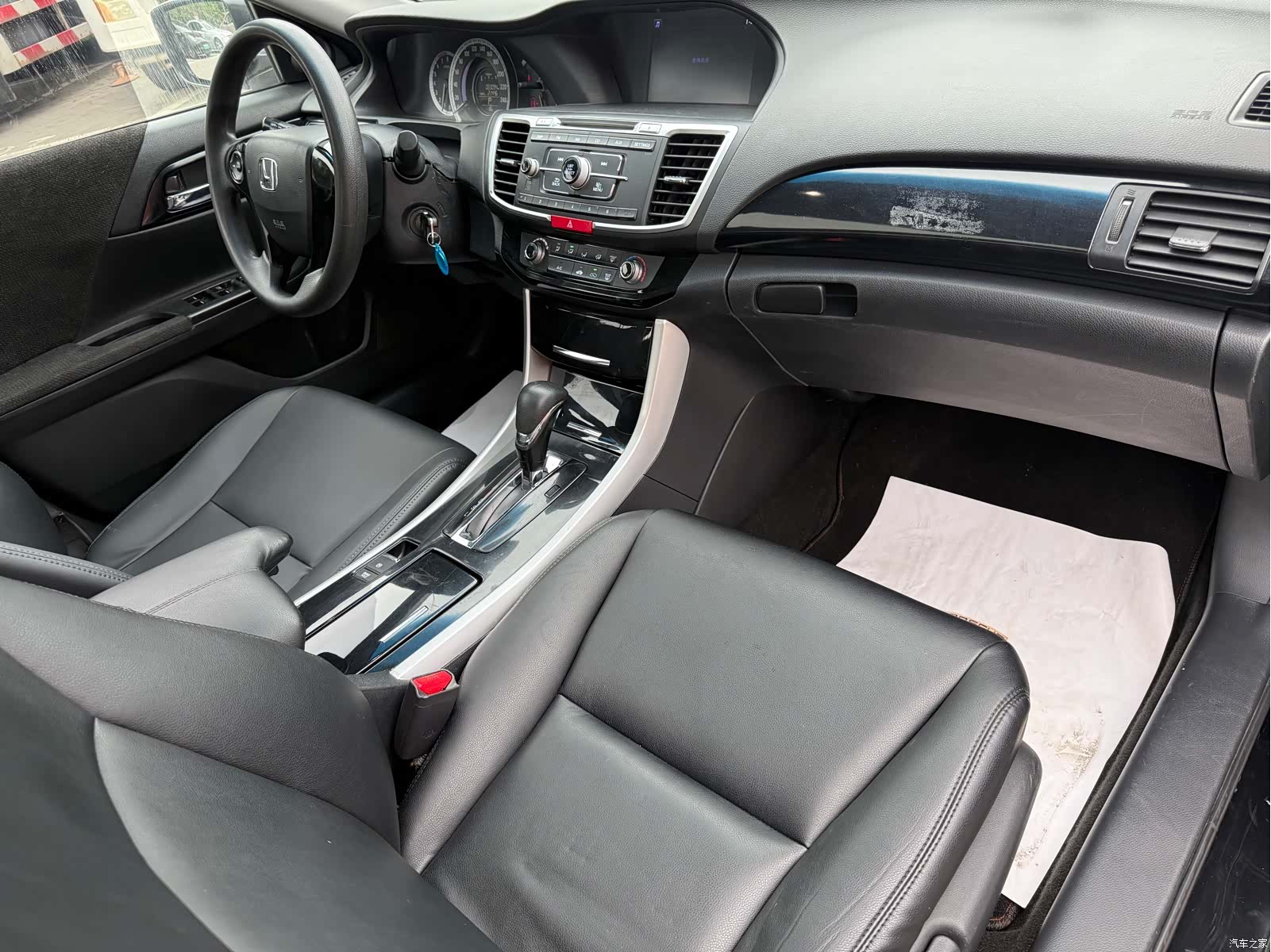 Honda Accord, 2017 11