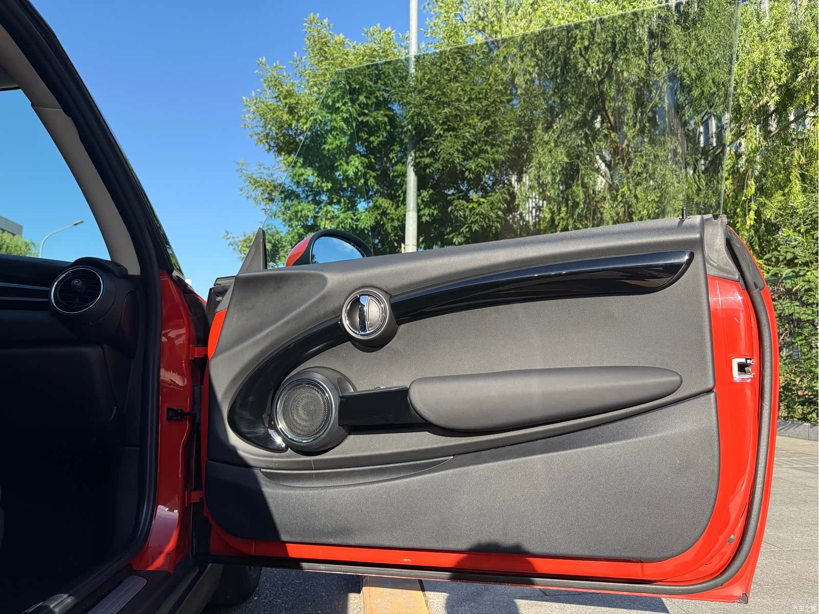 Mini ONE, 2019 11