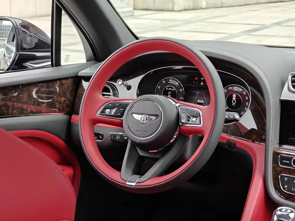 Bentley Tim Yue