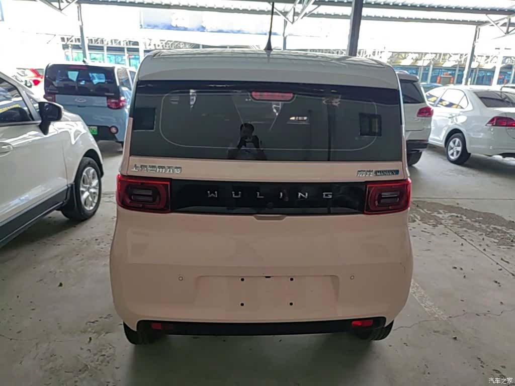 Wuling MINIEV, 2022 6