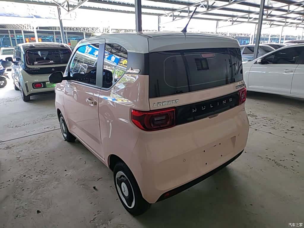 Wuling MINIEV, 2022 все фото