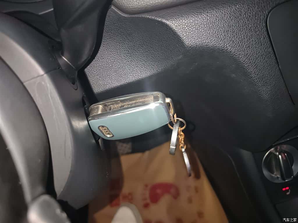 Audi Q3, 2015 9