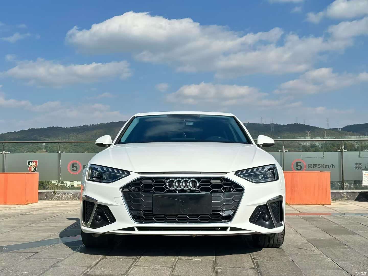 Audi A4L, 2024 3