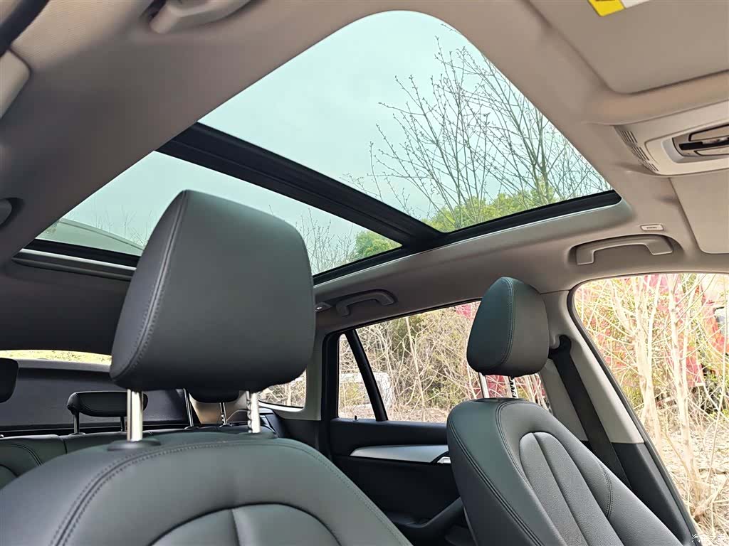 BMW X1, 2019 14