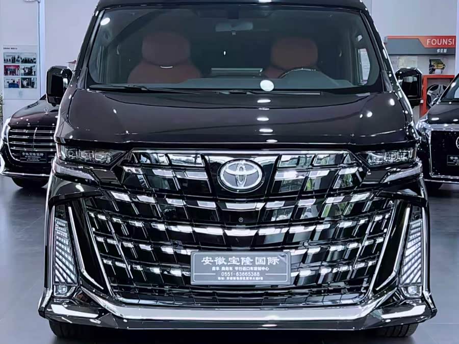 Toyota HIACE 2025, фото 2