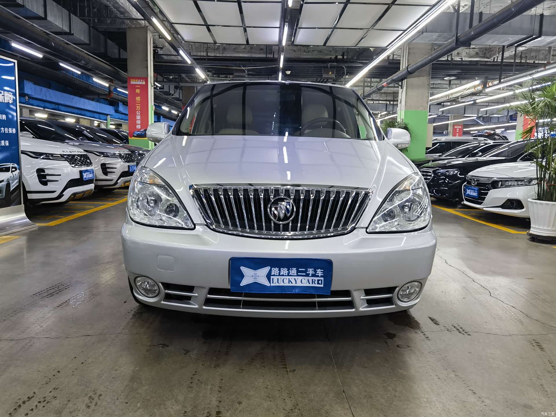 Buick GL8, 2016 2