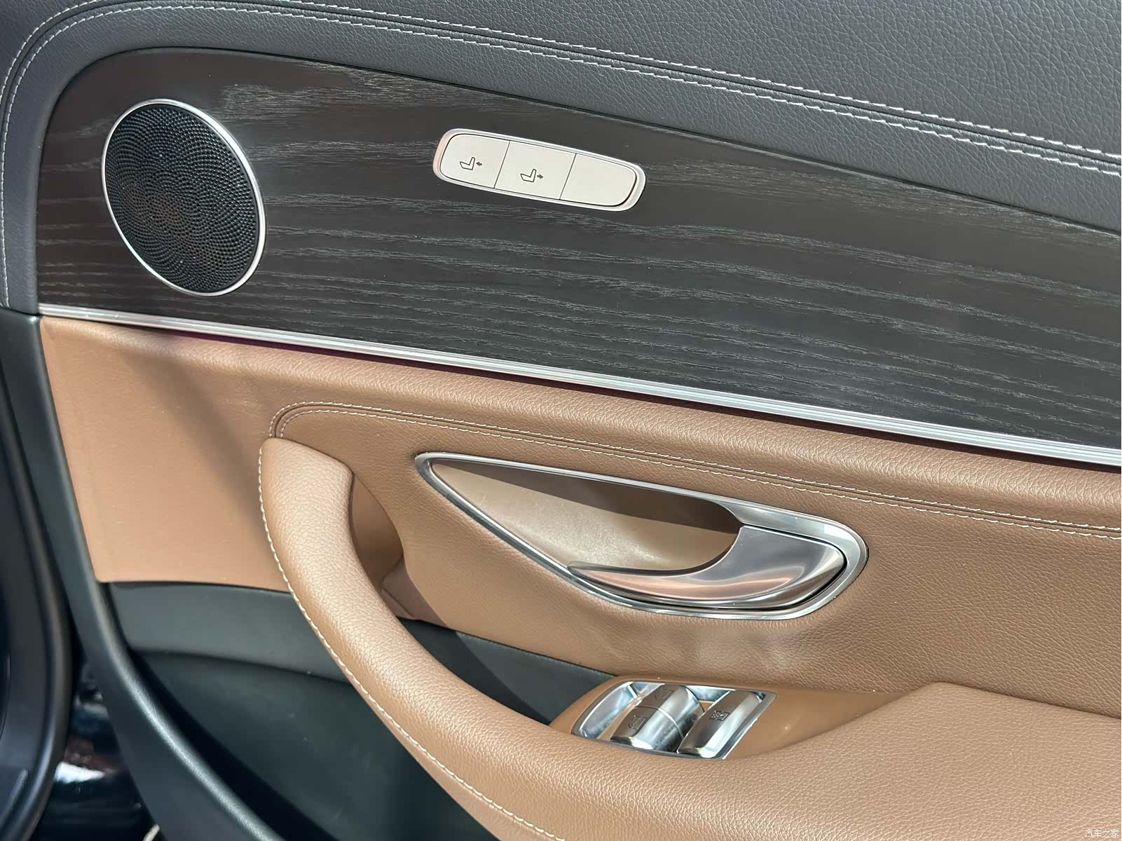 Mercedes-Benz E-Class, 2020 28