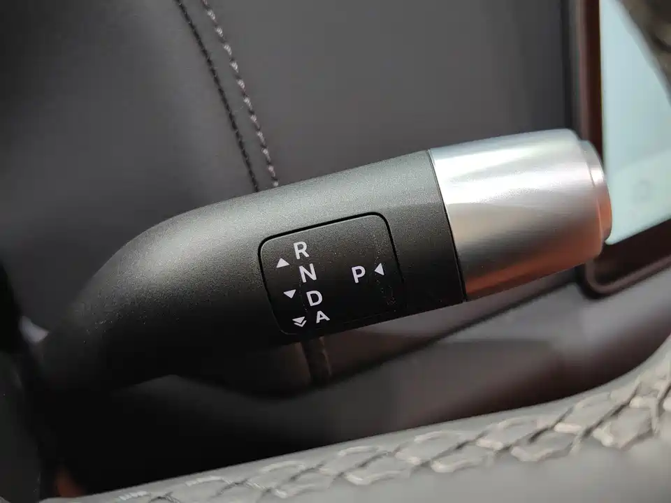 Li Auto Ideal L9