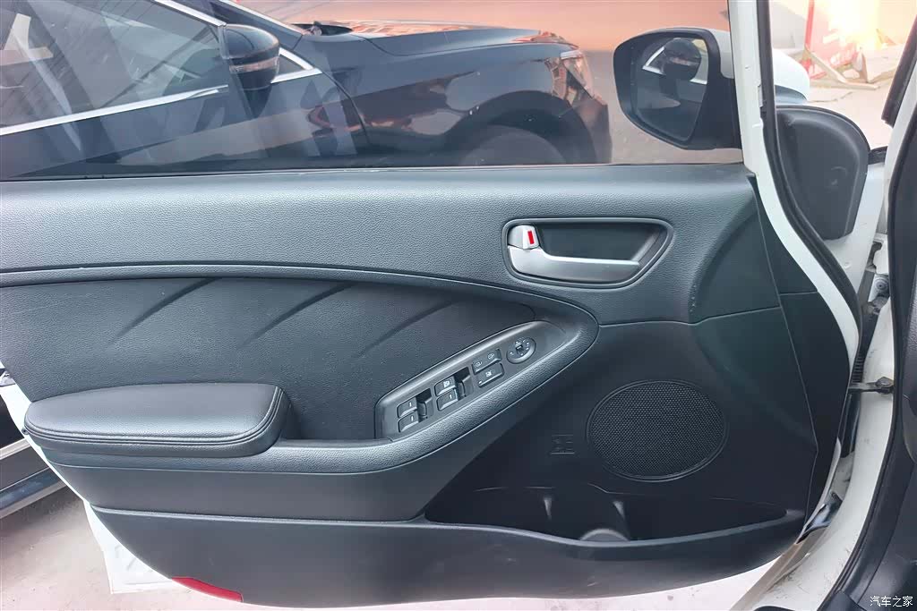 Kia K3, 2017 7