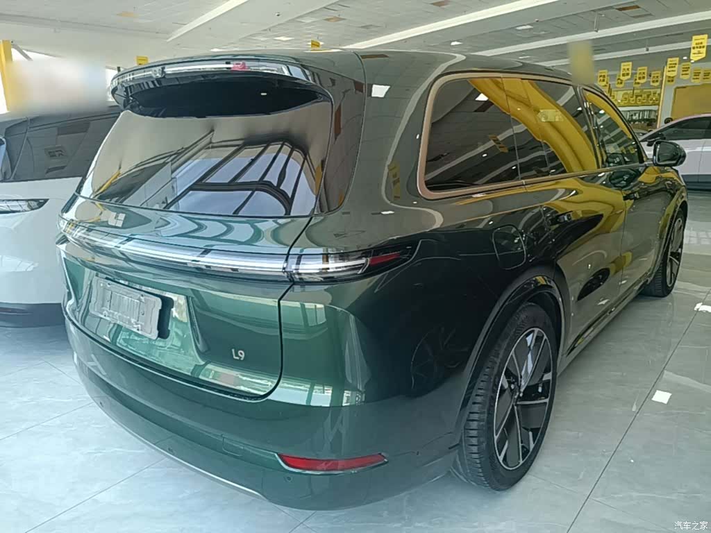 Li Auto L9, 2025 7